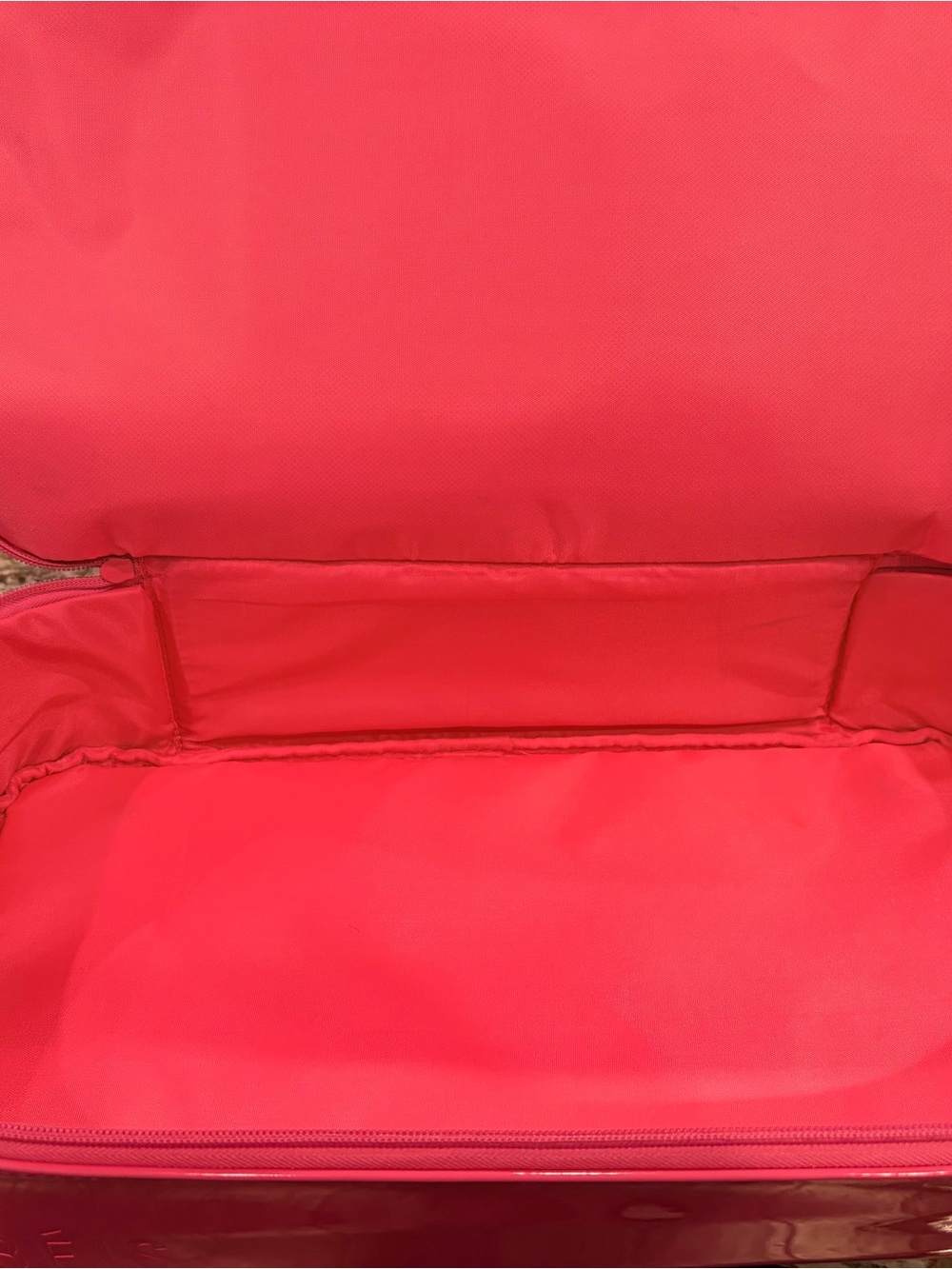 BEIS limited edition Barbie Hot Pink mini weekender - Picture 4 of 6